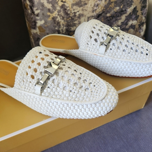 Michael Kors Charlton slides *RARE Optic White* - Picture 1 of 4